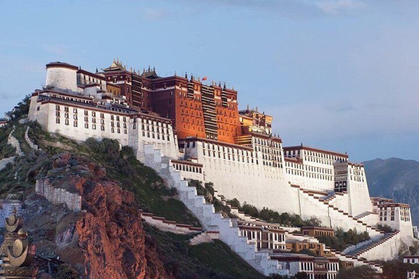 Nepal, Tibet & Bhutan tour start & end in Kathmandu, visit Lhasa, Paro & Thimpu