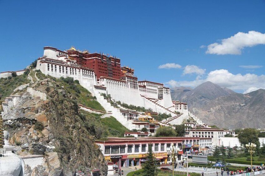 Nepal Tibet Bhutan tour