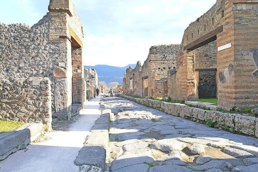 Pompeii Road