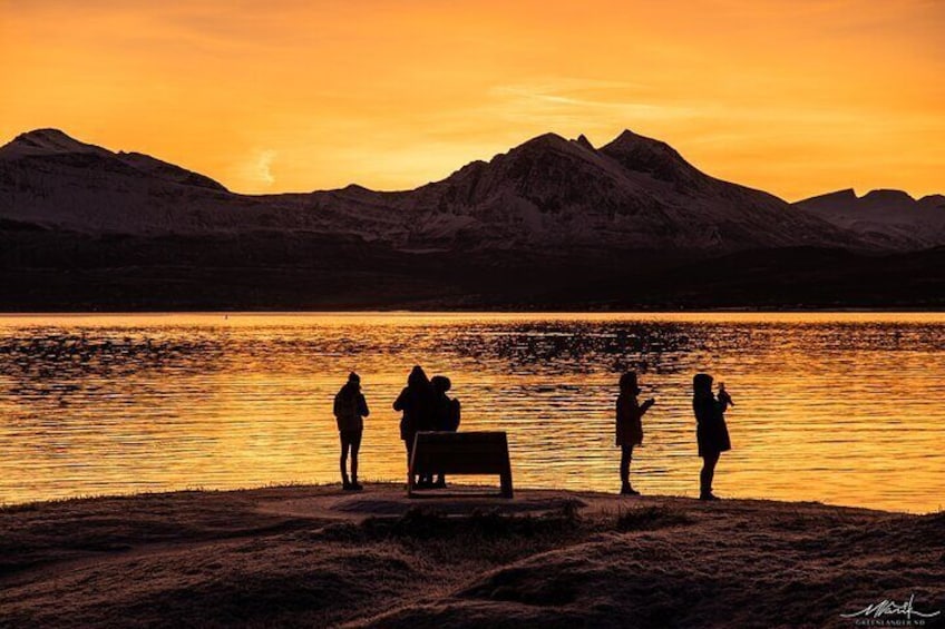 Admiring the last rays of sun before Polar Night