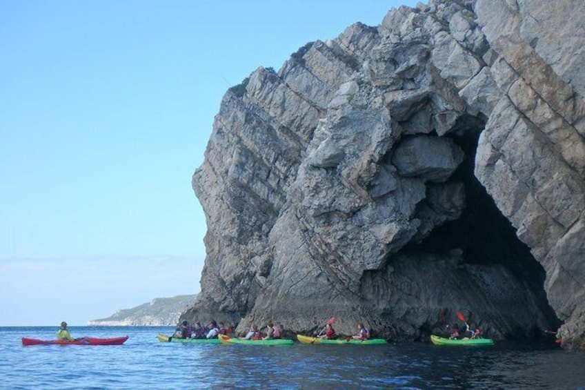 Show item 3 of 7. Sesimbra Discovery by Kayak