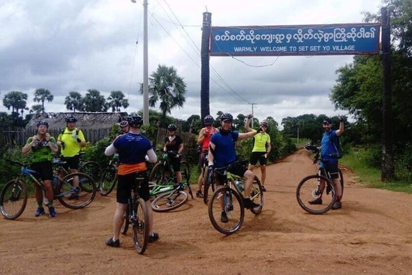 Bagan Cycling Tour ( Villages & Temples Cycling Explorer)
