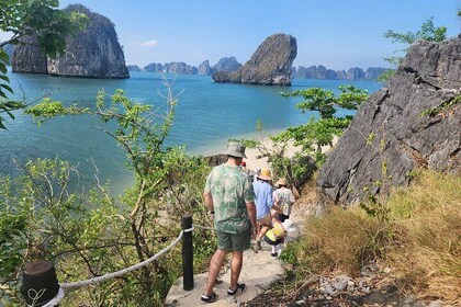 3-Day Hanoi - Ninh Binh - Halong Bay 5-Star Cruise & Transfer