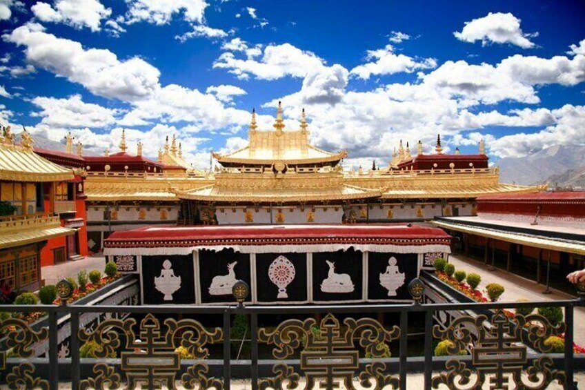 Jokhang temple