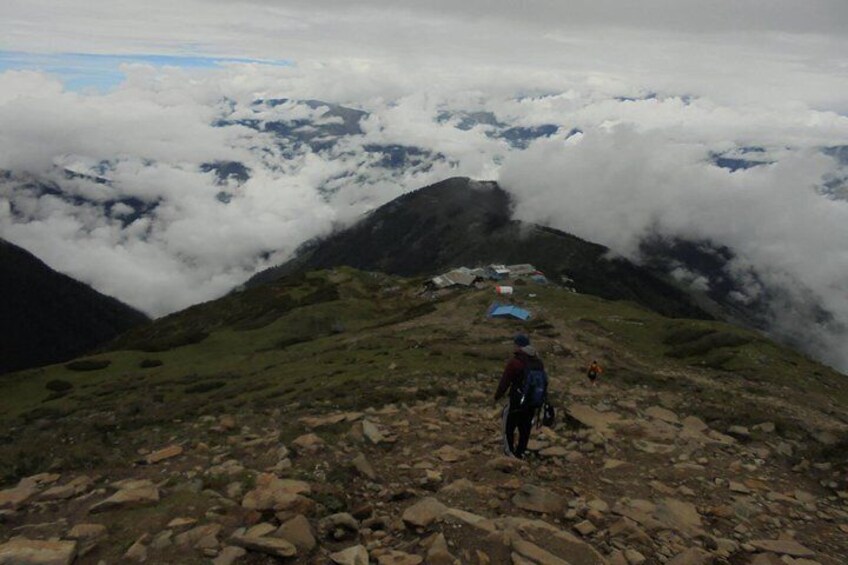 Laurebinayak Pass (3900 m)