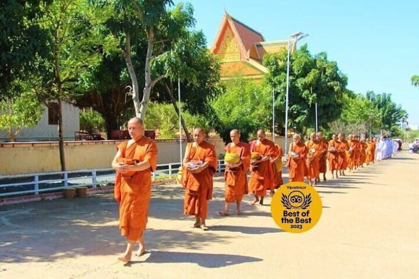 Oudong Mountain & Phnom Baset Private Tours from Phnom Penh 
