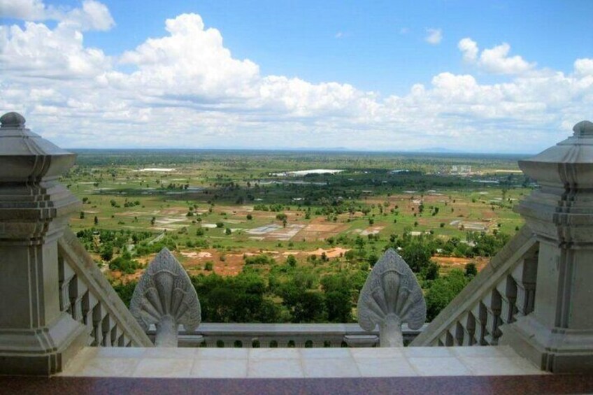 Oudong Temple & Phnom Baseth Private Tours from Phnom Penh