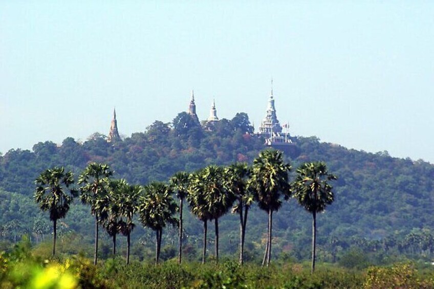 Oudong Temple & Phnom Baseth Private Tours from Phnom Penh