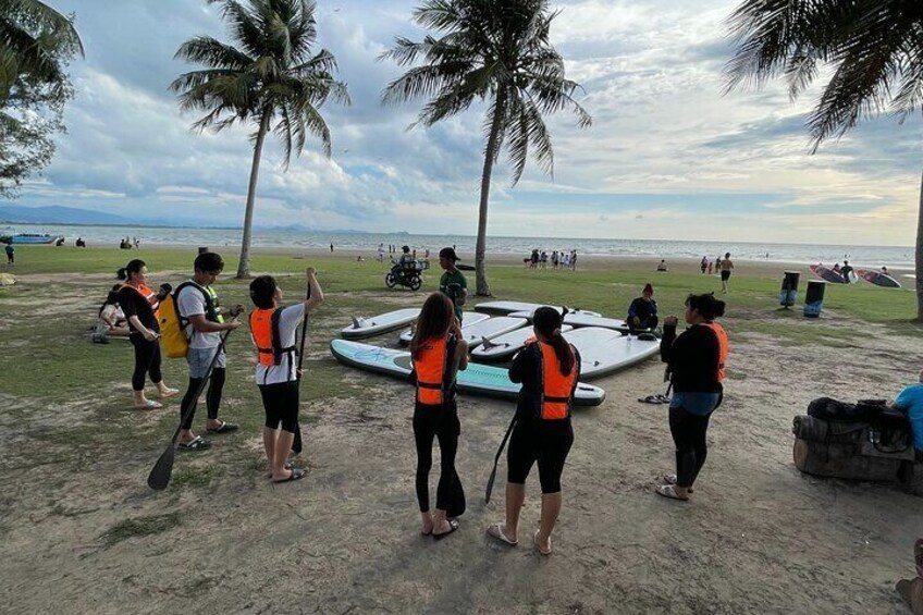 Safety briefing with nice breeze 