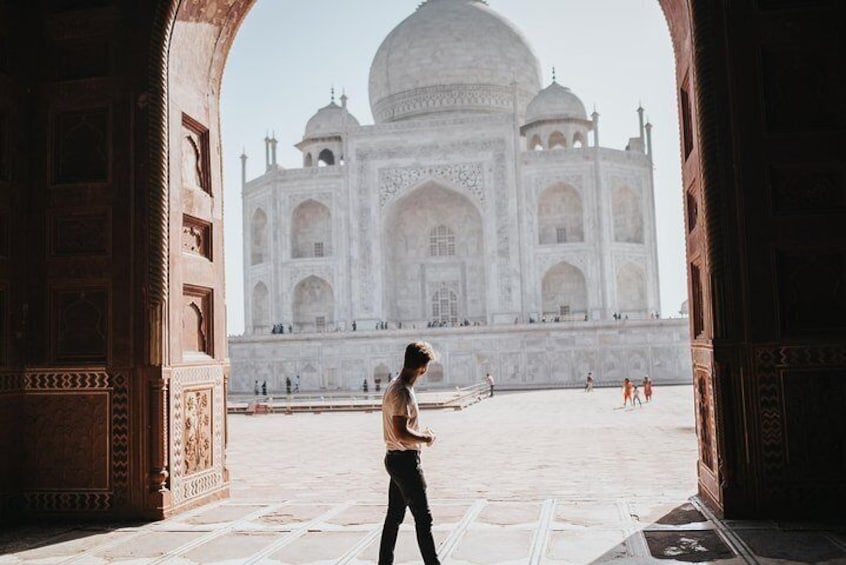 private Same day Taj mahal tour from Hydrabad