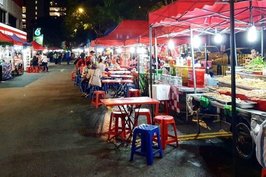 Private Kuala Lumpur Downtown Local Malay Night Market Tour