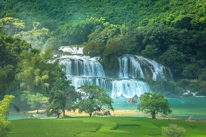 Ban Gioc Waterfall 2 days 1 night from Hanoi