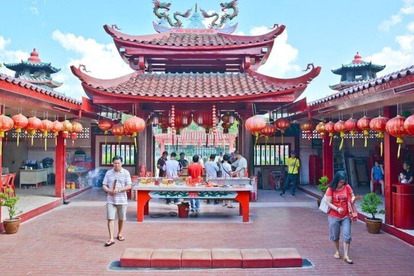 Tua Pek Kong Temple