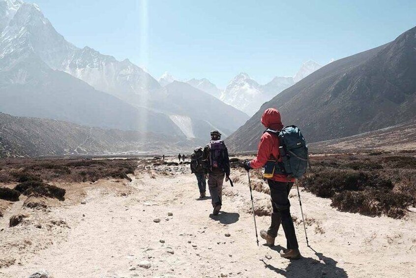 Everest High Pass Trekking