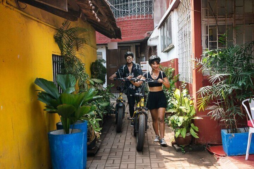 BLive Electric Bike Tours - Panjim Tales & Trails