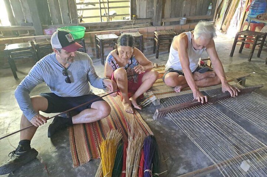 Weaving mat