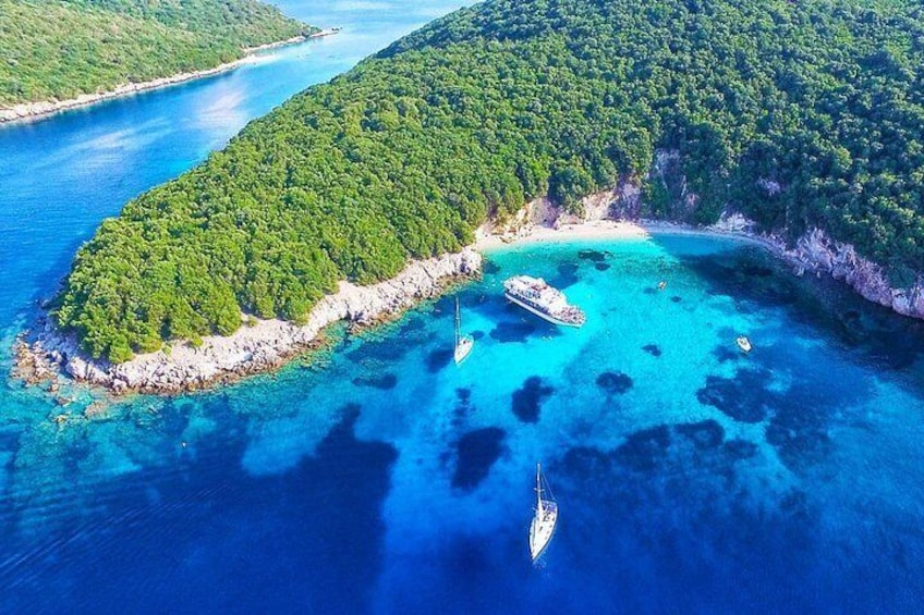 Blue lagoon Sivota