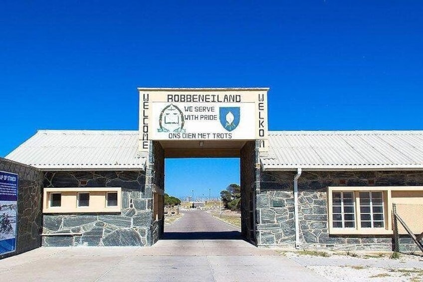 Cape Town Private, Tour Robben Island Gateaway & Table Mountain Car