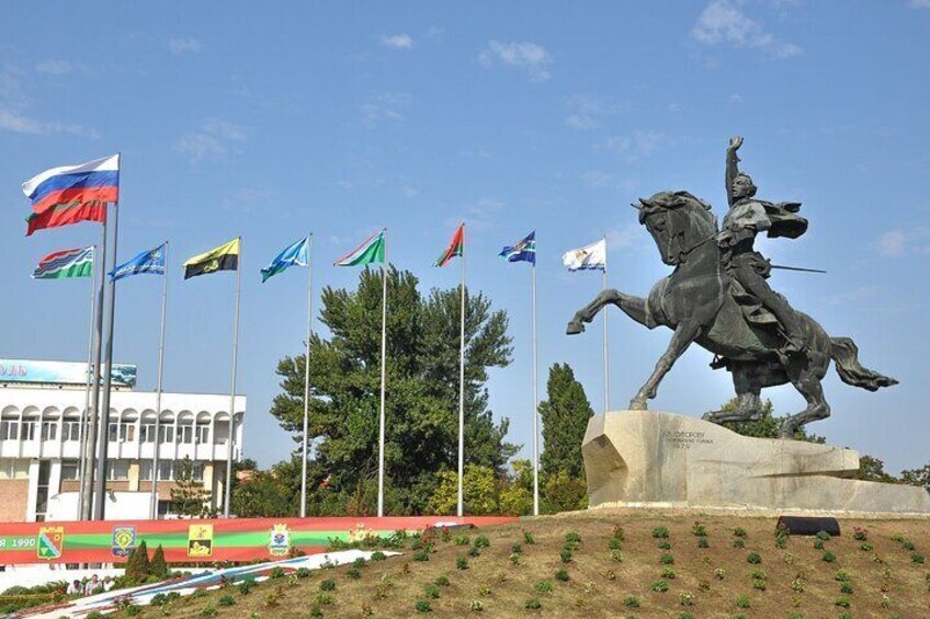 1 DAY.Privat Full-Day Tour of TRANSNISTRIA from Chisinau