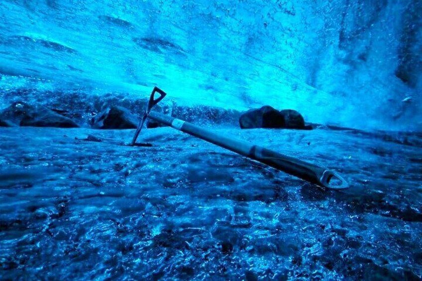 Blue Ice Cave Exploration (from Jökulsárlón Glacier Lagoon)