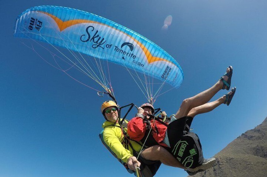 Paragliding Epic Experience in Tenerife with the Spanish Champion Team