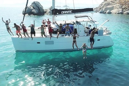 Croisière d'une journée en catamaran tout compris