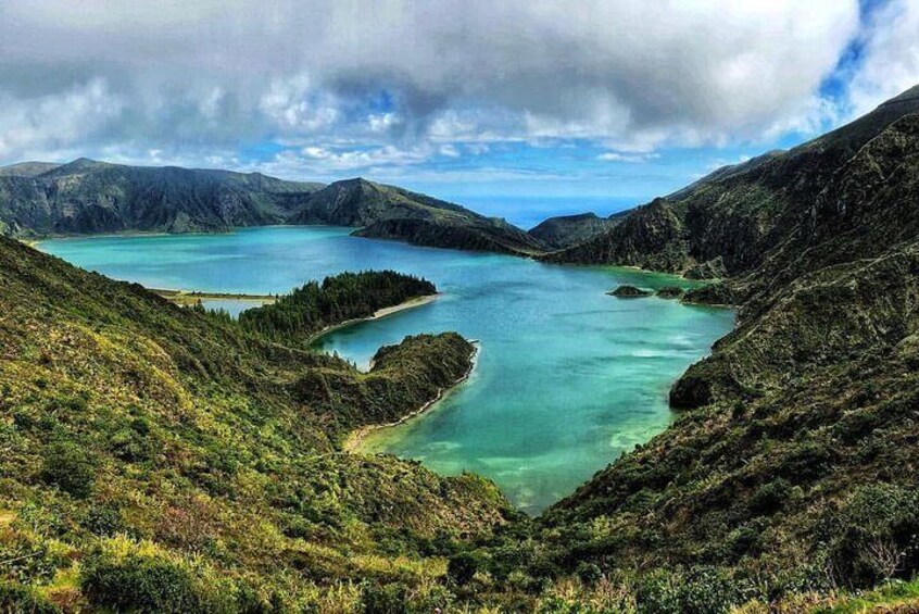 Van Tour Sete Cidades + Lagoa do Fogo Full-Day