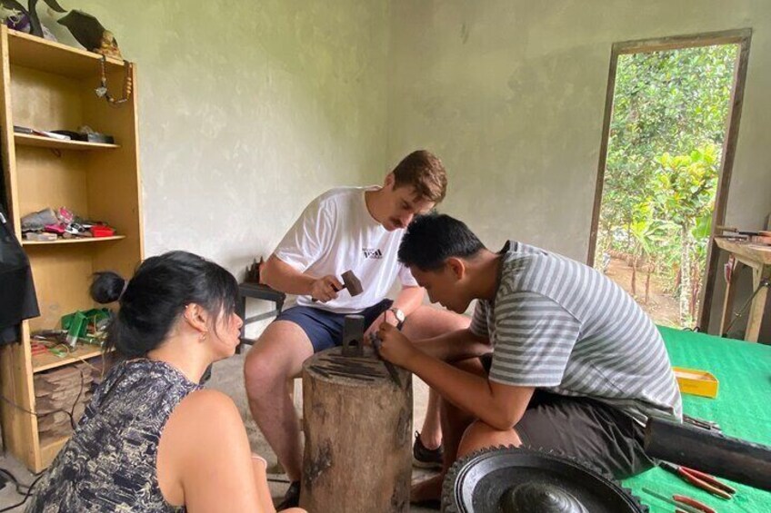 Silver jewelry making class in Ubud