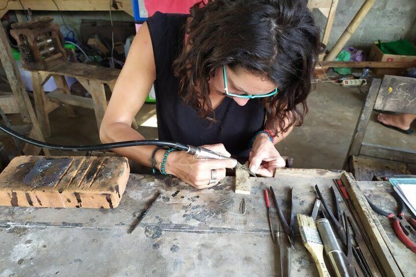 Silver jewelry making class in Ubud