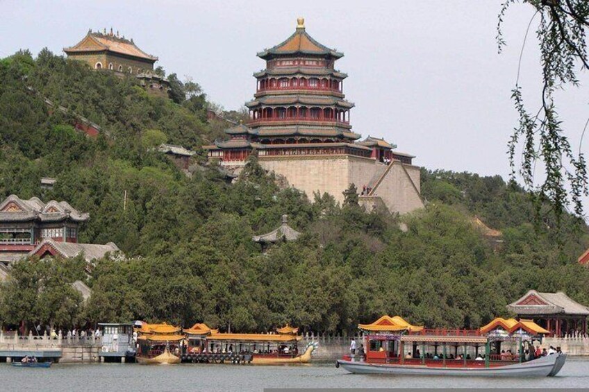 Private Beijing Layover Tour: Mutianyu Great Wall, Summer Palace