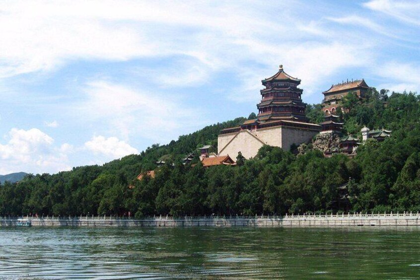 Private Beijing Layover Tour: Mutianyu Great Wall, Summer Palace