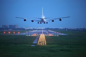 Perth Arrival Transfer: Airport to Fremantle