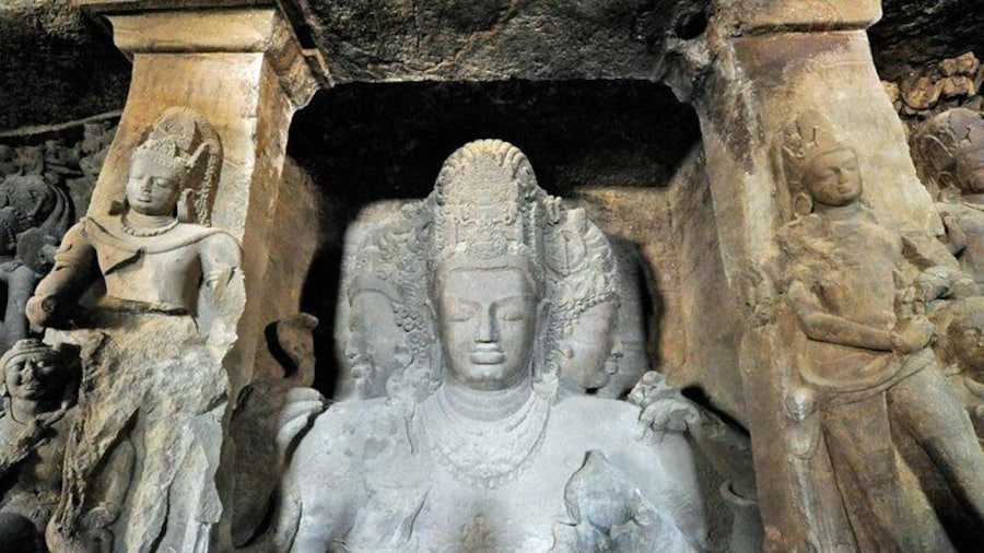 Murti of Lord Shiva in Elephanta caves