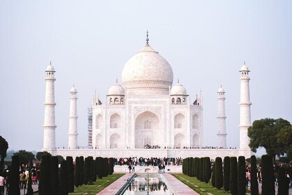 1 day private tour of tajmahal from bangalore with car,guide,entrances and ...