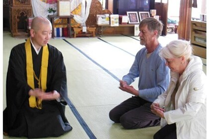 Zazen meditation and Shabutsu experience at Miyajima Misen Daihonzan Daisho...