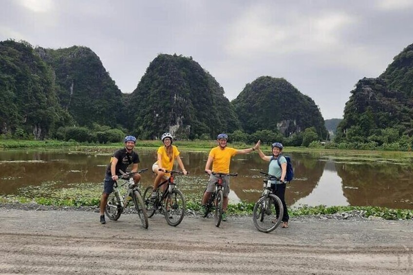 Ninh Binh 2 Days Rural Villages Cycling Tam Coc Bai Dinh Hoa Lu