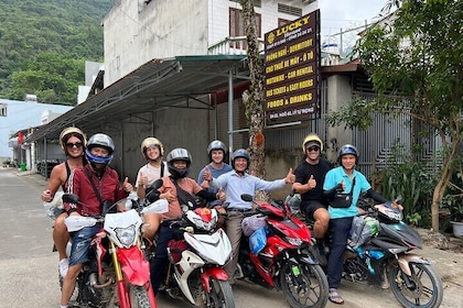 4D3N LOOP TOUR WITH EASY RIDERS ( small group, maximum 10 people)