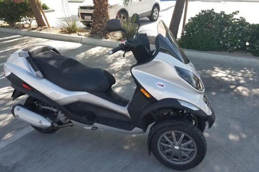 Show item 5 of 15. Modern Piaggio MP3 Luxury Scooter Rentals