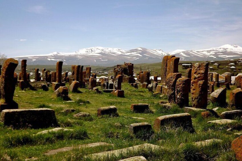 Drive to Noratus cemetery(a medieval cemetery with many early khachkars)