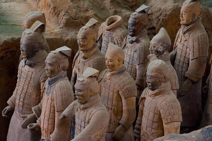 6 Hour Bus Tour: From Xi'an to Terra Cotta Warriors Museum Round Trip (8:30am)