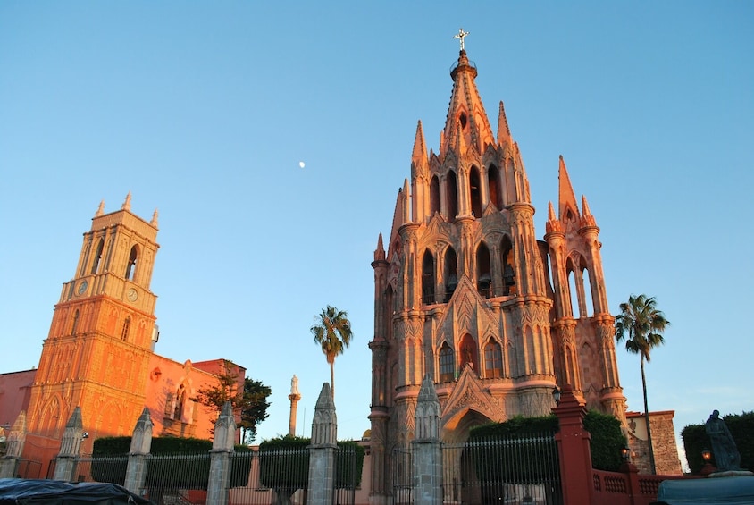 From Mexico city Historic and Colonial San Miguel de Allende