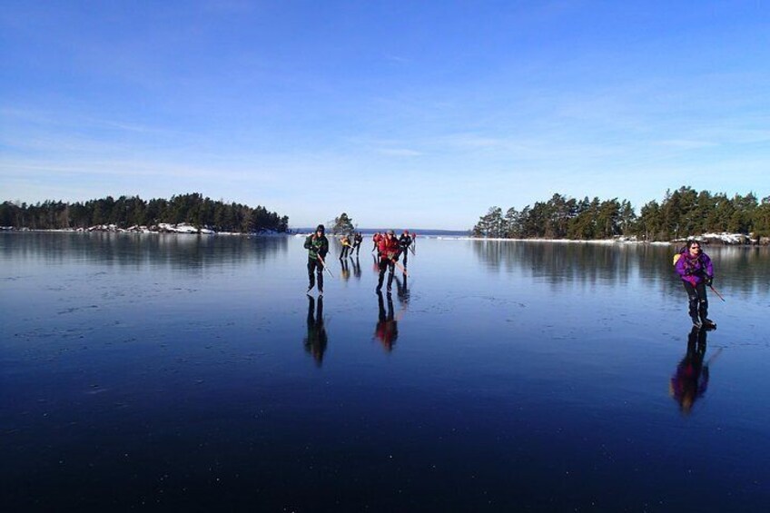 Skating on natural ice 