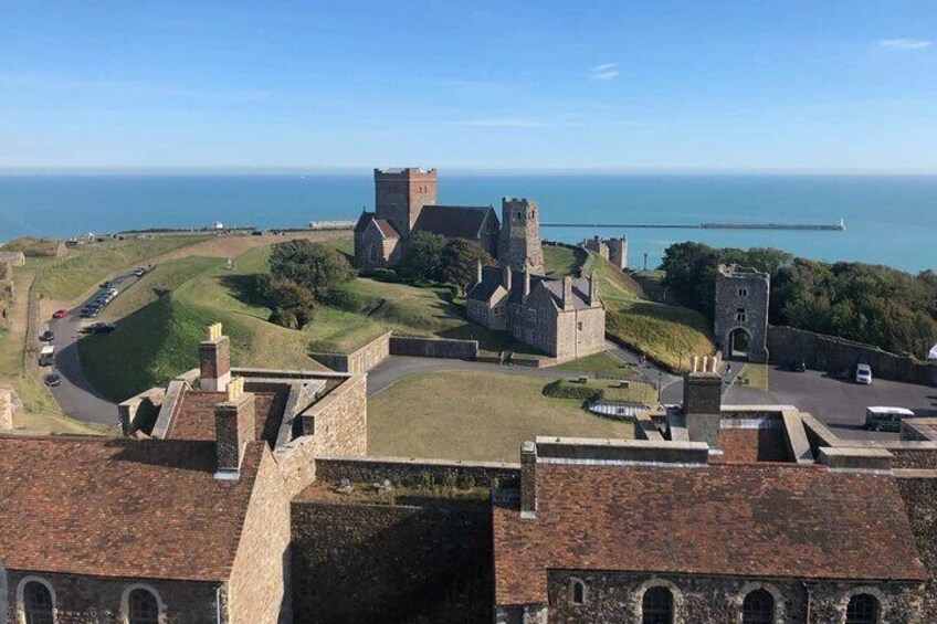 Canterbury Cathedral, Dover Castle & White Cliffs Guided Day Tour from London