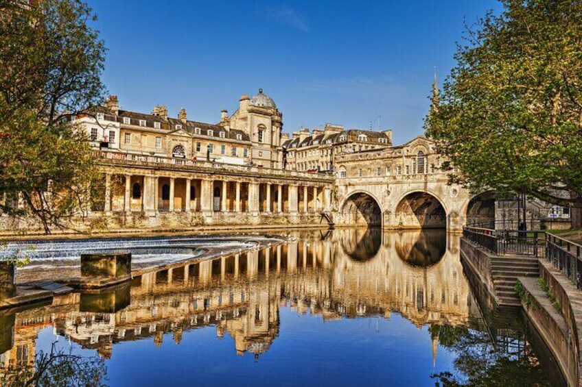 Small Group Stonehenge, Bath and Secret Place Tour from London