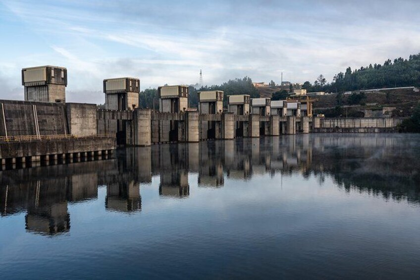 Crestuma Dam