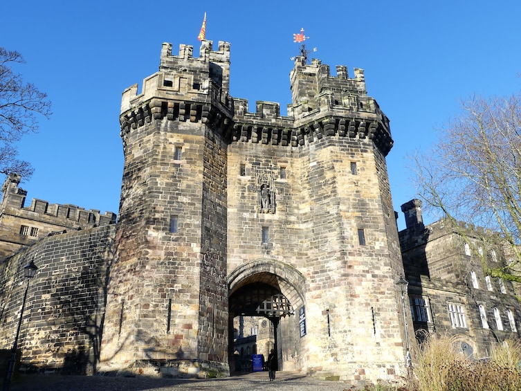 Small-Group Windermere, Lancaster & Lake District Day Tour