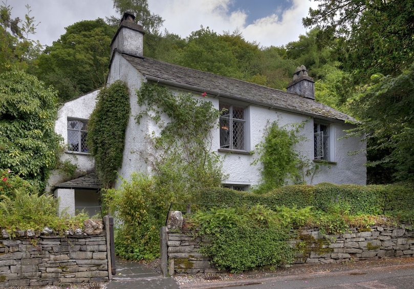 Small-Group Windermere, Lancaster & Lake District Day Tour