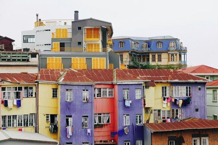 Private experience Walking Tour in Valparaiso from Santiago