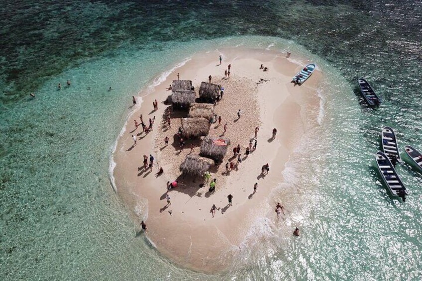Cayo Arena, Paradise Island Tour