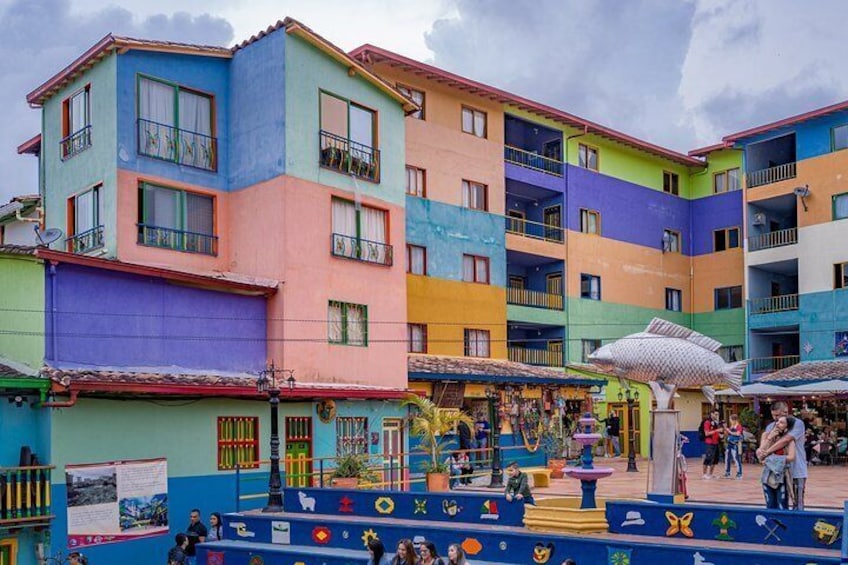 Guatape Tour, Piedra del Peñol Including a Boat Tour